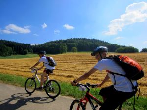 Besenradfahrer beim Run and Bike Marathon 2013