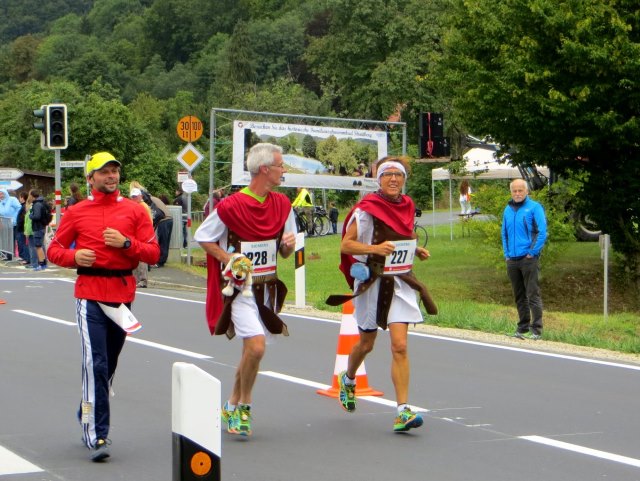 Frnkische Schweiz Marathon am 06.09.2015