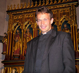 Pfarrer Kellenberger in der Vaduzer Kirche